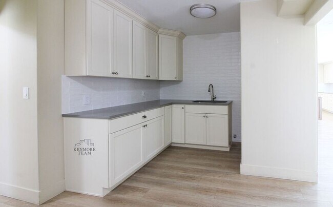 Foto del edificio - 4620 W Riverhaven St