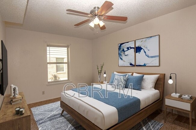 Building Photo - 101 Teakwood Dr