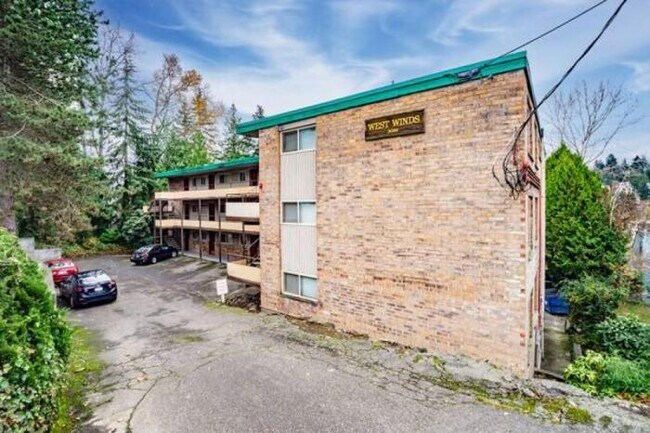 Building Photo - 1 bedroom in Mercer Island WA 98040
