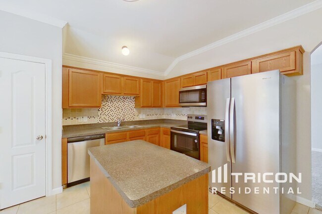 Building Photo - 114 Jordan Dr