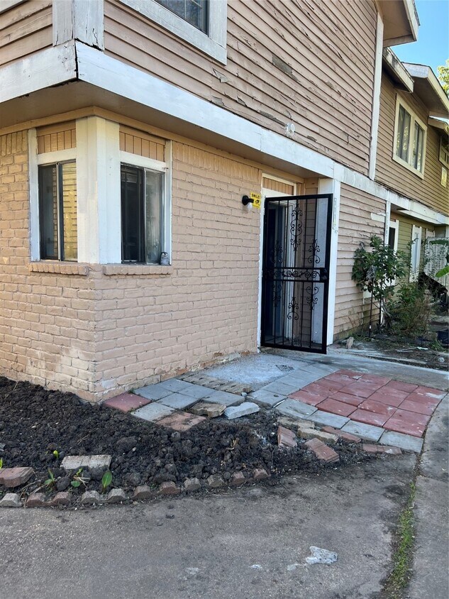 Foto principal - 8405 Wilcrest Dr