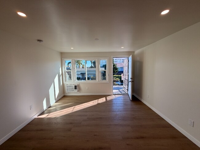 Foto del edificio - 1443 Linden Ave