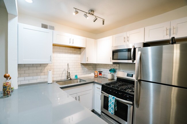 Coronado 137 Apartments - Phoenix, AZ | Apartments.com