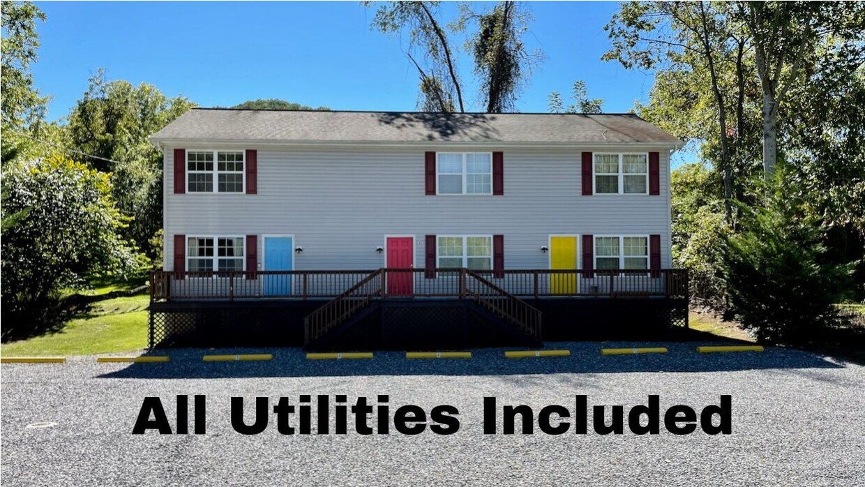 30 True Way Ln Unit 4, Sylva, NC 28779 Apartments in Sylva, NC