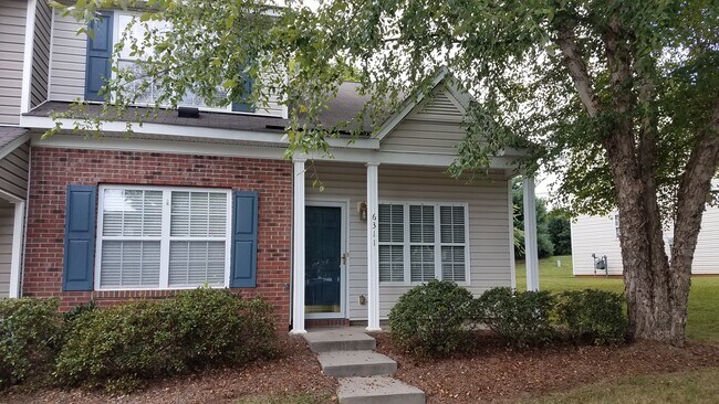 Building Photo - 6311 Bermuda Way