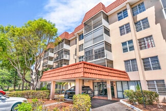 Building Photo - 4172 Inverrary Dr