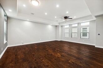 Building Photo - 1620 W 24th St