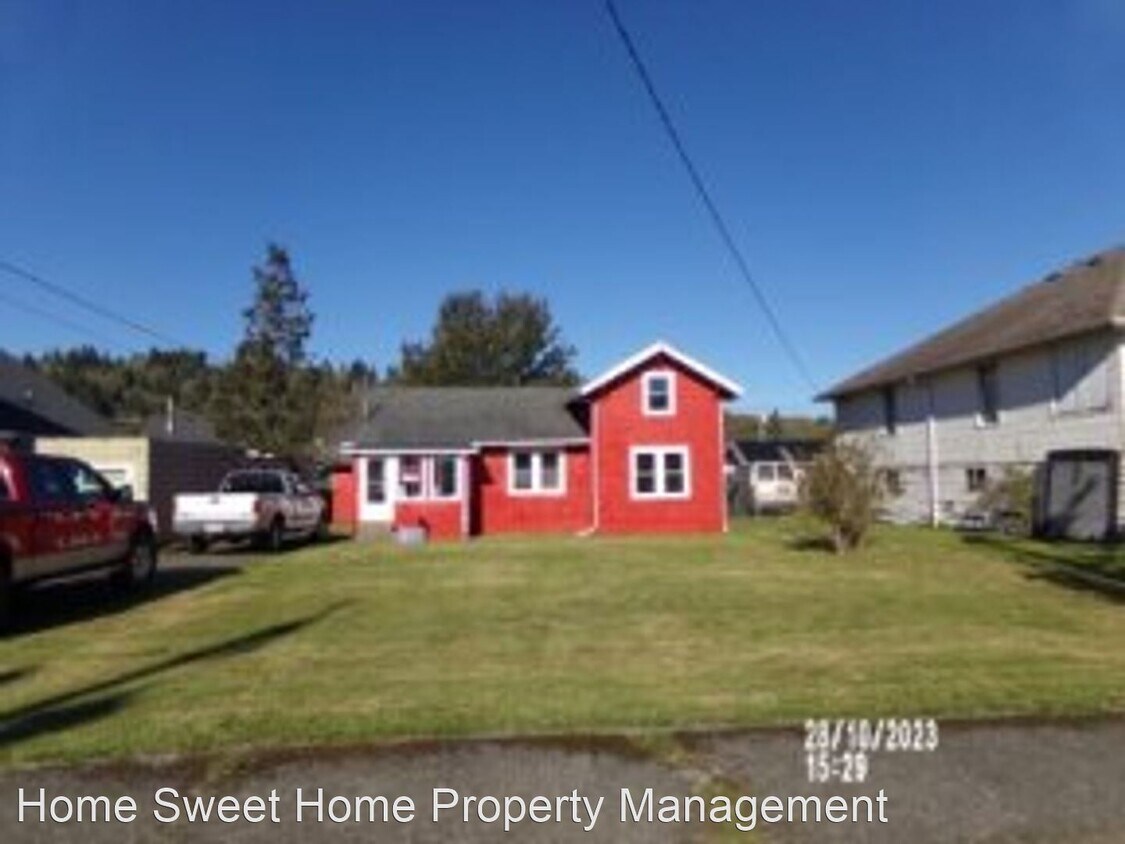 2917 Pacific Ave, Hoquiam, WA 98550 House Rental in Hoquiam, WA