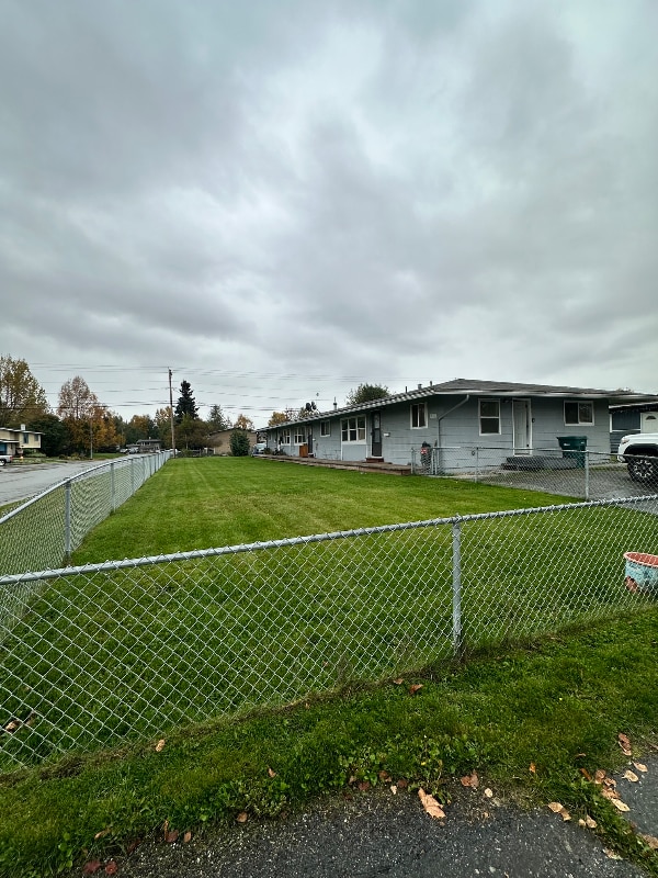 Primary Photo - 400 Bunnell St