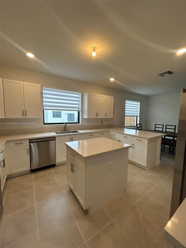 Foto del edificio - 13351 SW 284th St