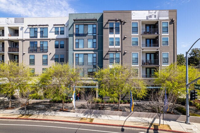 Building Photo - Cadence Apartments