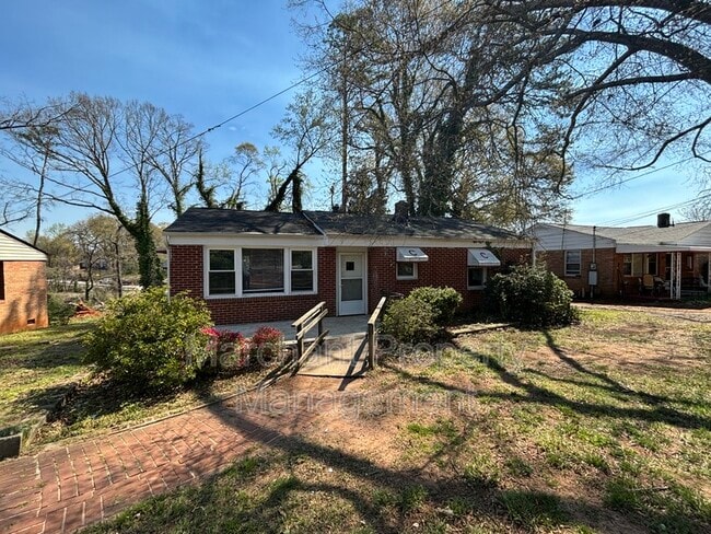 Building Photo - 623 Old Augusta Rd