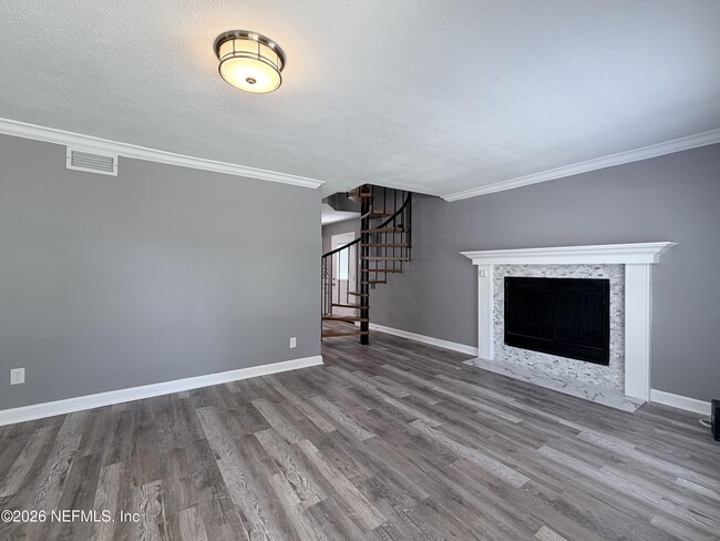 Building Photo - 5336 Cruz Rd