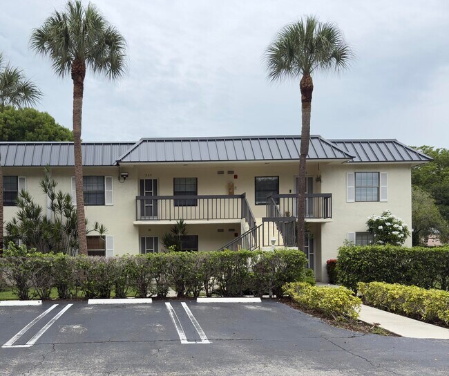Foto del edificio - 701 Avenue L Ave