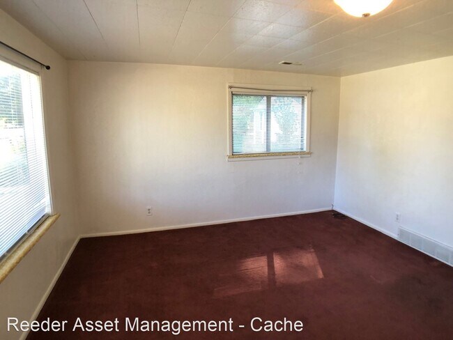 Foto del edificio - 2 br, 1 bath House - 710 East Center St.