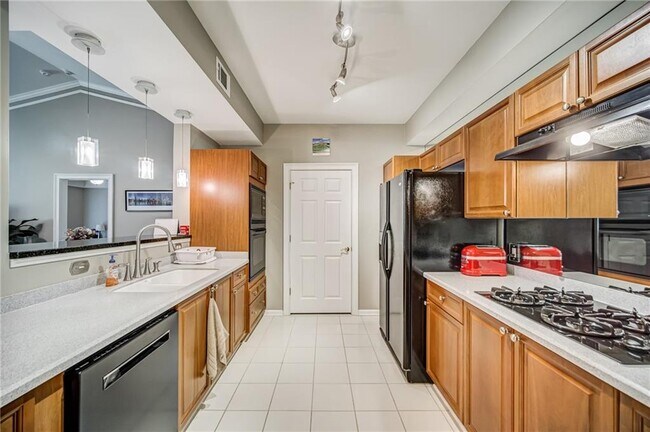 Foto del edificio - 3275 Lenox Rd NE