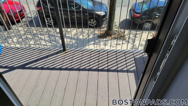 Building Photo - 134 Summer St