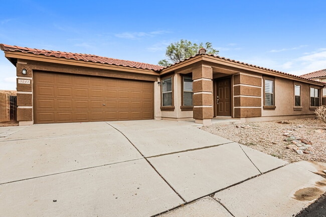 Building Photo - 3241 S Chaparral Rd