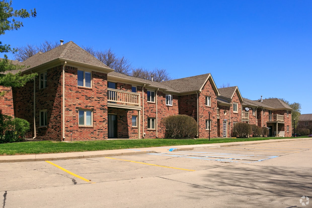 Northlake Village Apartments Alquileres en Noblesville, IN