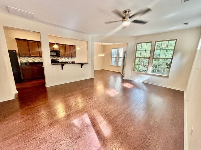 Foto del edificio - 3 bedroom/2.5 bathroom - Weatherly At Whitehall