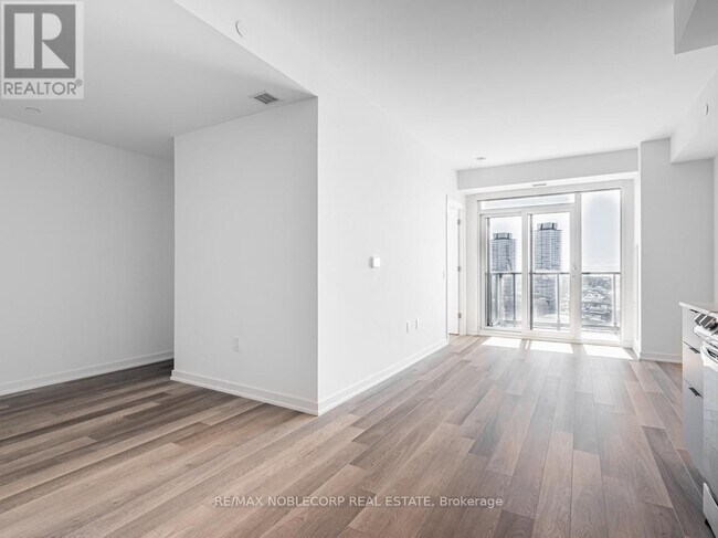 Photo du bâtiment - 48 Power St