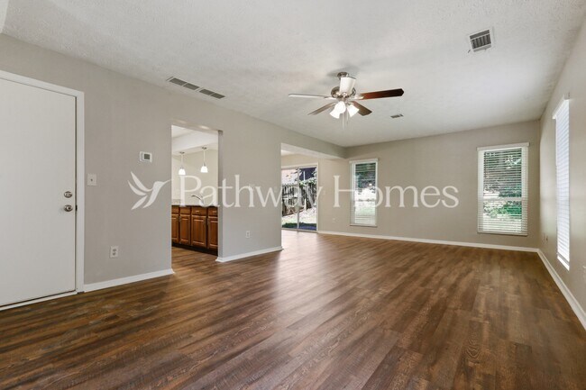 Building Photo - 1598 Esquire Pl NW