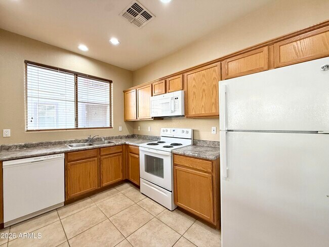 Foto del edificio - 1330 S Aaron