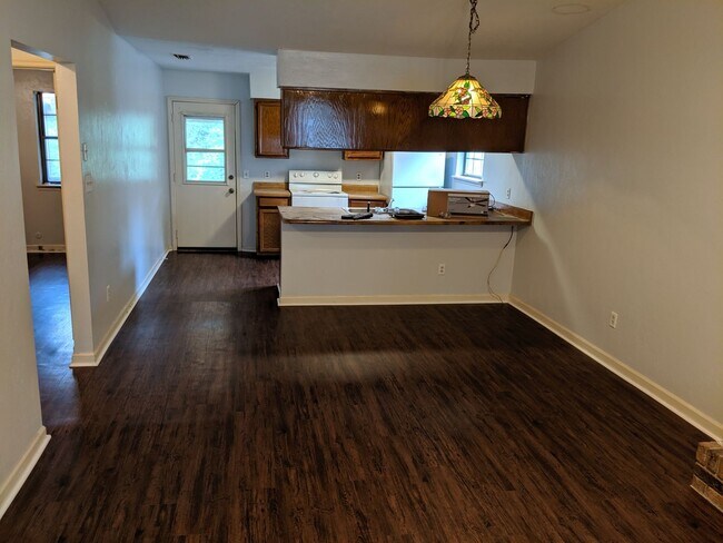 Foto del edificio - Cute 2 bedroom 2 bath townhome