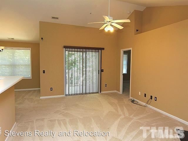 Building Photo - 2 br, 2 bath House - 1022 Bergman Dr
