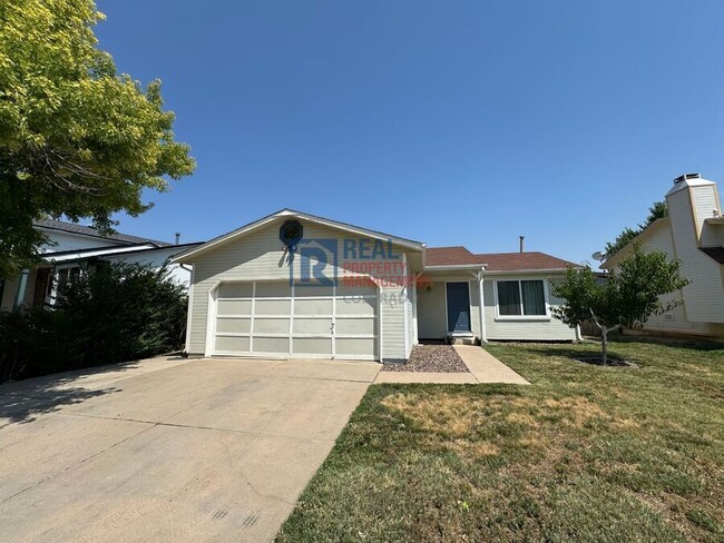 Photo - 19723 E Oxford Dr House