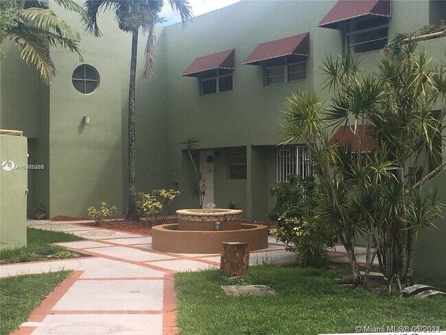 Foto del edificio - 11081 NW 7th St