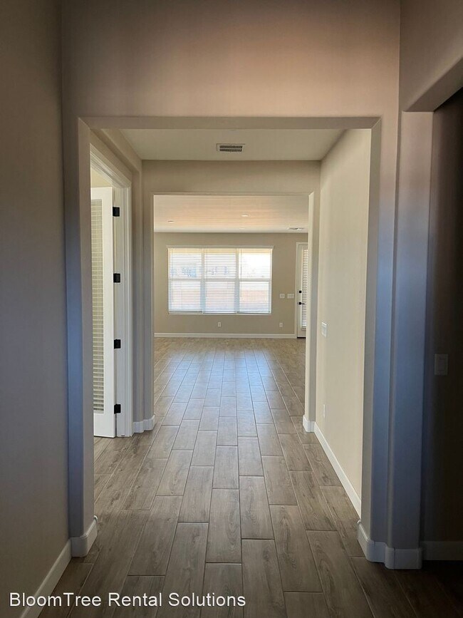 Building Photo - 2 br, 2 bath House - 5307 Crescent Edge Drive