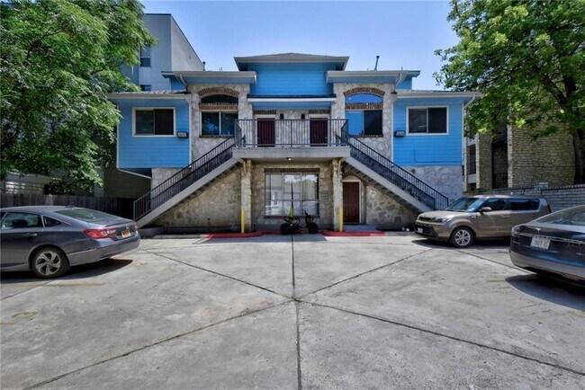 Foto del edificio - 2606 Salado St