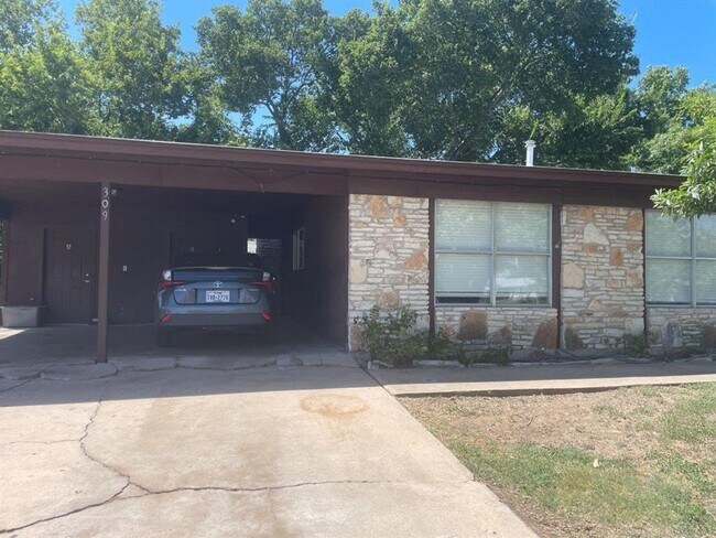 Foto del edificio - 309 E Grady Dr