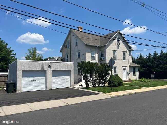 Foto del edificio - 1202 Huntingdon Rd