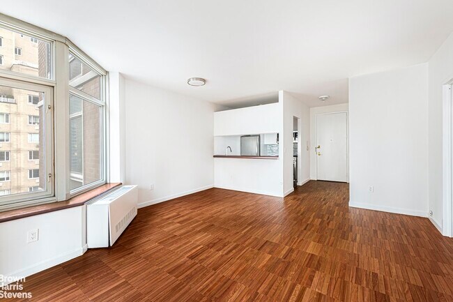 Foto del edificio - 188 E 64th St
