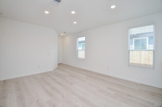 Building Photo - 23014 Deanston Dr
