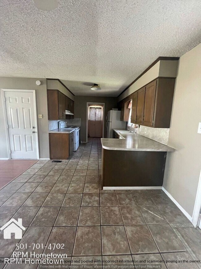 Foto del edificio - 3 br, 2 bath House - 110 Robinwood  st