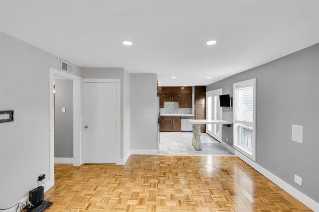 Foto del edificio - 4340 Cedar Springs Rd