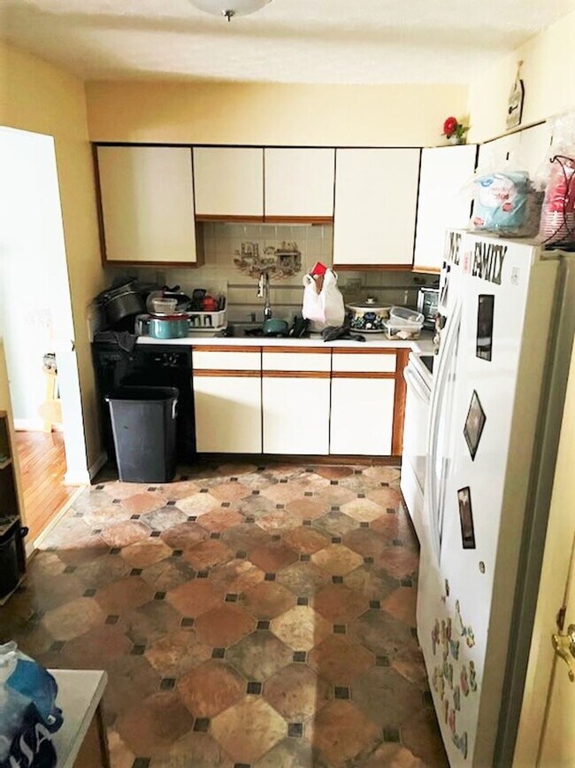 Foto del edificio - Lovely 3-Bedroom Aberdeen Townhome with Yard
