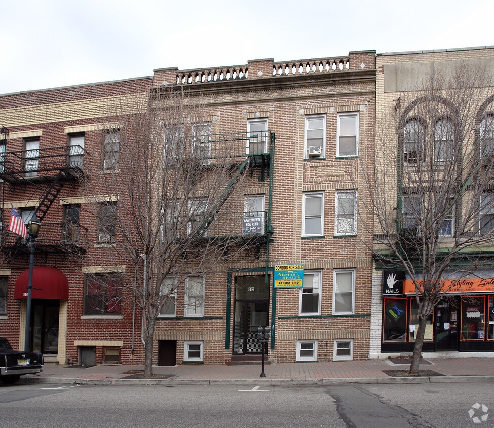 Foto del edificio - 112 60th St