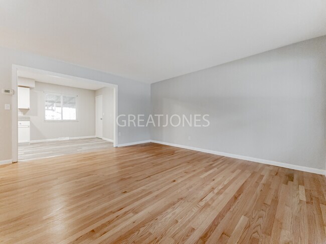Building Photo - Charming 3 bedroom home in Granite City!