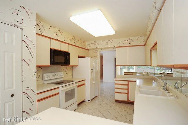 Building Photo - 4167 Picardy Dr