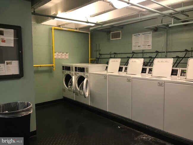 Foto del edificio - 1101 3rd St SW