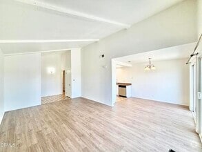 Building Photo - 4911 Catamaran St