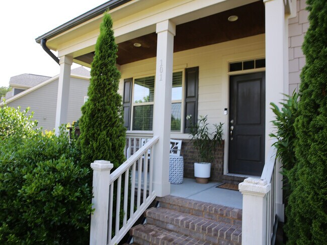 Building Photo - 101 Inkwood Pl