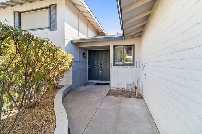 Building Photo - 8749 E Monterey Way