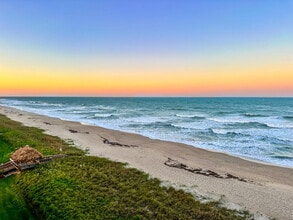 Building Photo - 10200 S Ocean Dr