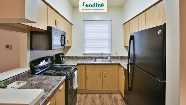 Foto del edificio - 7051 Pointe Inverness Way