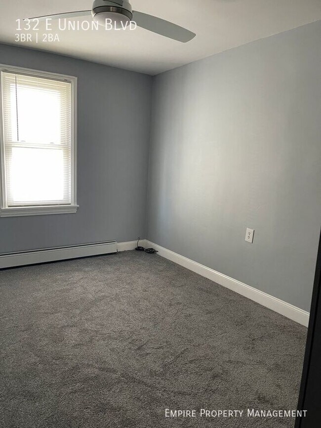 Building Photo - 3-Bedroom/2-Bathroom Home in North Bethlehem!